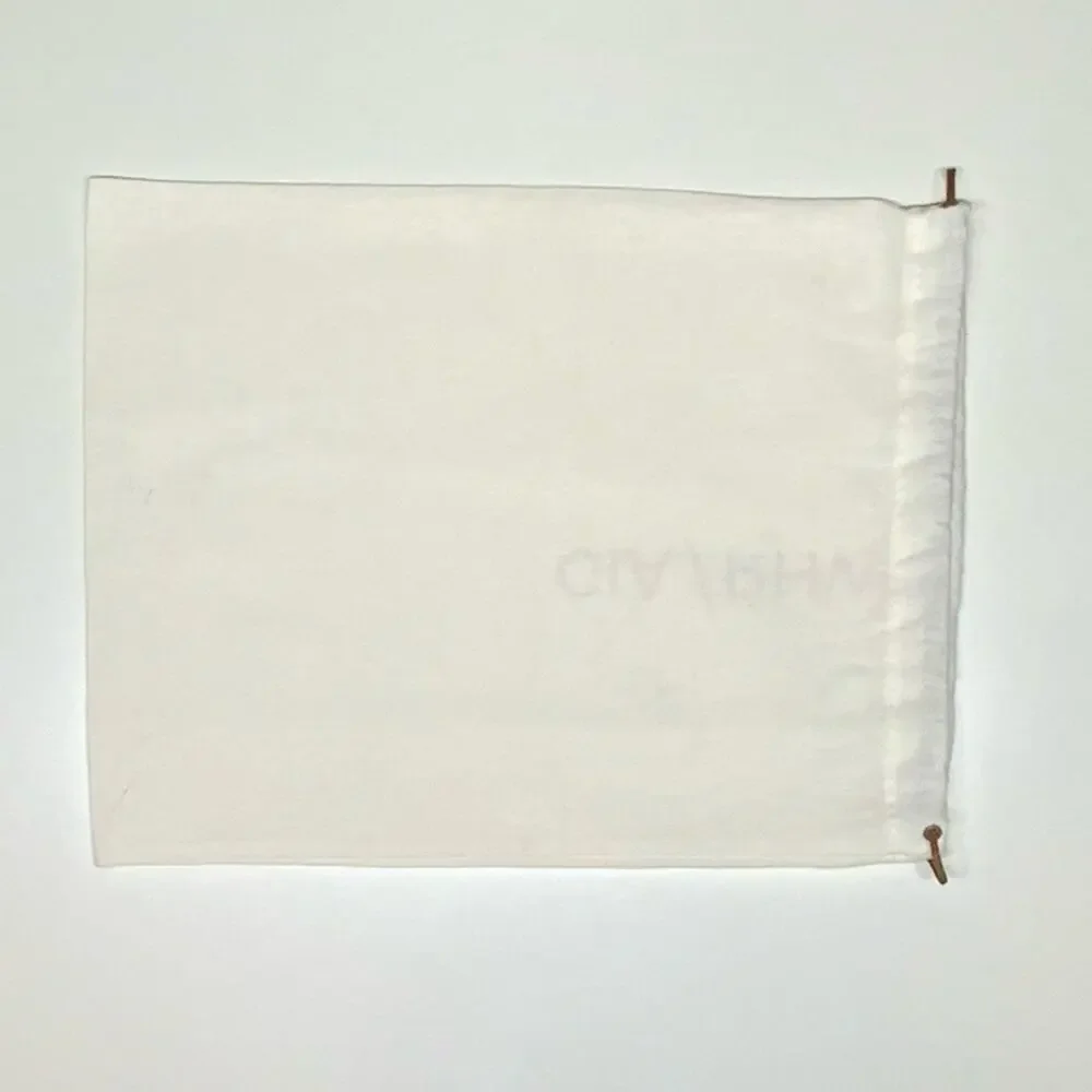 GIA/RHW | Dust Bag | Ivory/Brown | W 11 x H 14 inch